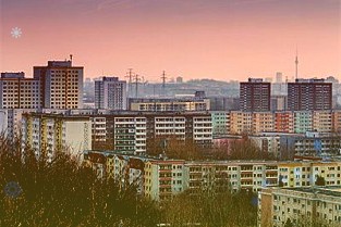 龙蟠科技跌停之谜:定增受理前夜更换保荐机构,第三大股东投出弃权票